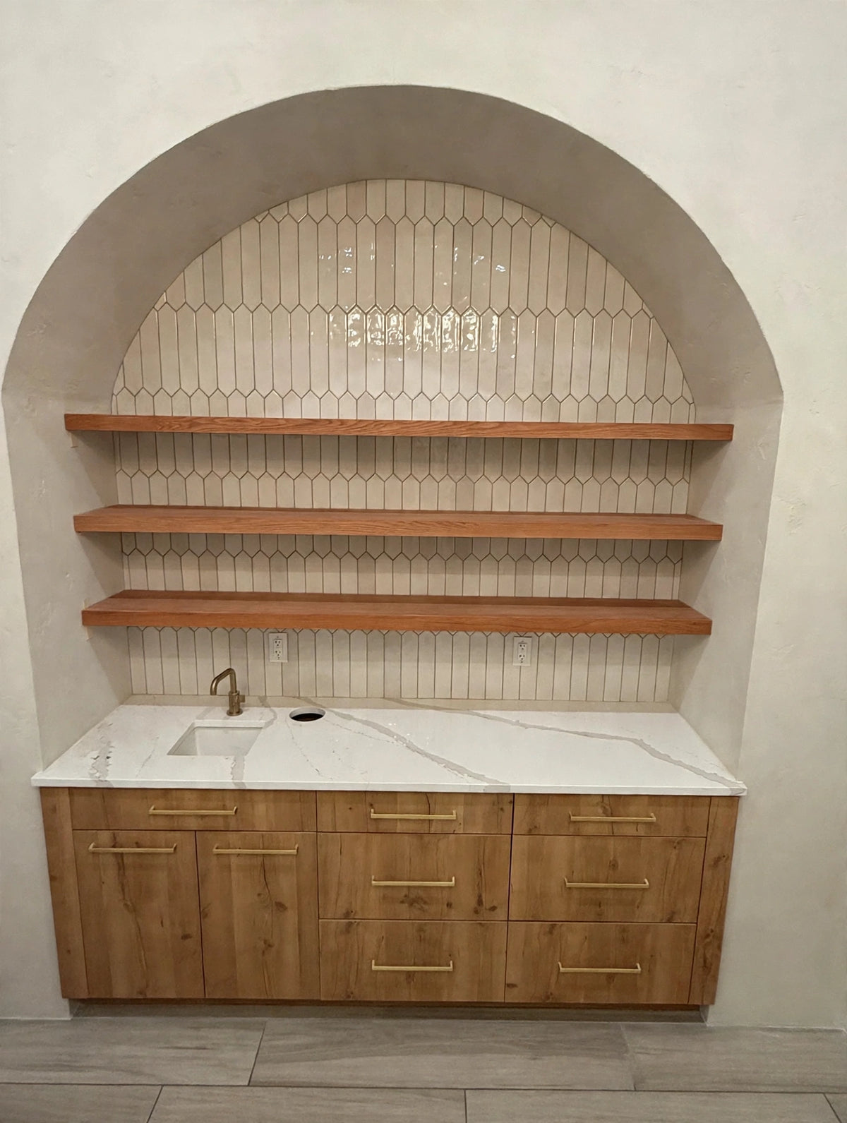 Oak & Glow lighted cedar shelf