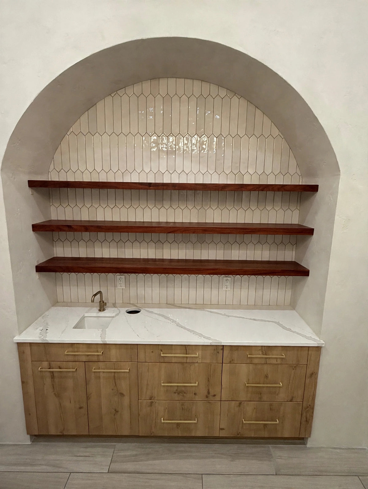 Oak & Glow lighted mahogany shelf